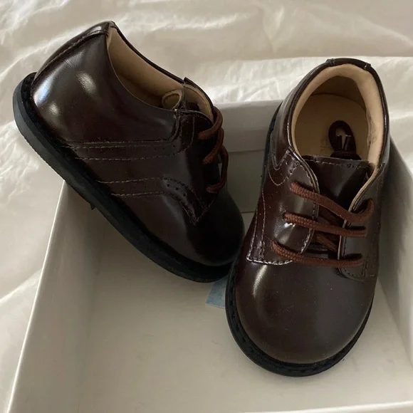 toddler dress shoes brown La Coqueta Tan Leather Toddler Inglesito Ceremony Shoes | Brown | Toddler US 7/EU 23 | Cotton/Leather/Rubber | Kids main image 0